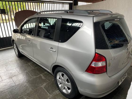 NISSAN LIVINA 1.6 SL 16V FLEX 4P MANUAL NISSAN LIVINA 1.6 SL 16V FLEX 4P MANUAL